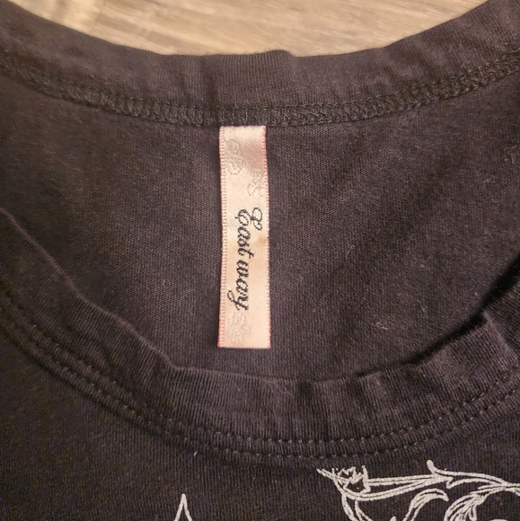 East way Diamond 💎  graphic tee - Picture 2 of 4